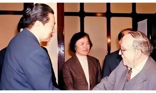 修正药业肺宁颗粒功能主治网—知名的修正肺宁颗粒是中成药吗网站,分享修正肺宁颗粒是中成药吗知识